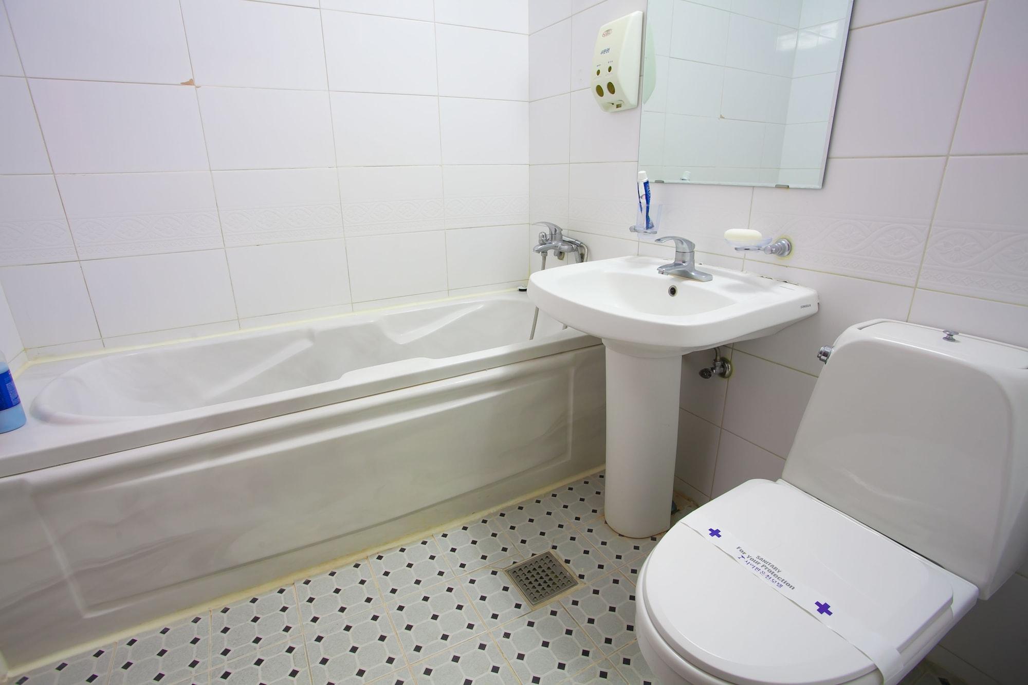 Suanbo Saipan Hot Spring Hotel Chungju Dış mekan fotoğraf