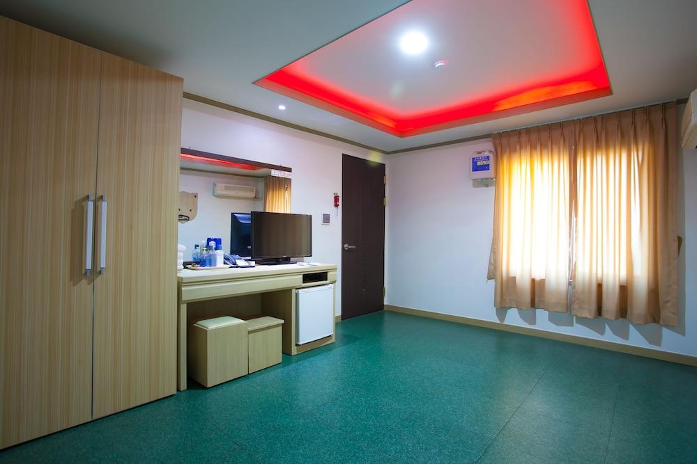 Suanbo Saipan Hot Spring Hotel Chungju Dış mekan fotoğraf