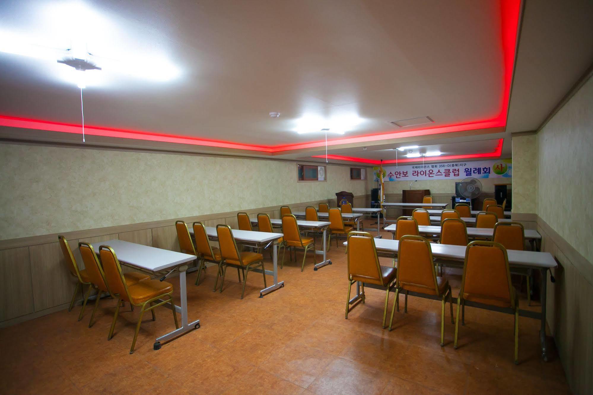 Suanbo Saipan Hot Spring Hotel Chungju Dış mekan fotoğraf